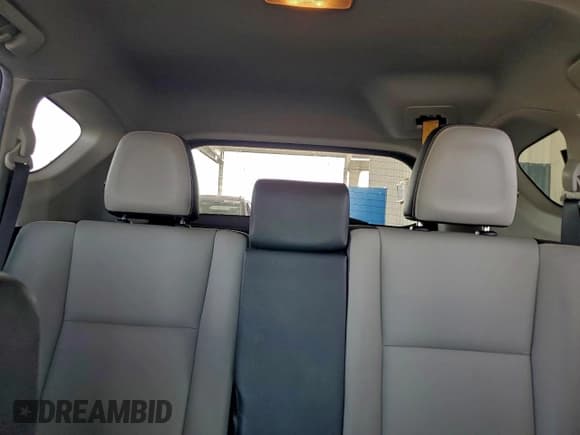 ✅ 2016 Toyota RAV4 Limited • VIN: JTMYFREV7GJ061196 • Lot: 96752785. Wystawiony na Copart z przebiegiem 189 984 mil. Bezpłatny archiwum sprzedaży aukcyjnych z USA i szczegółowy raport historii pojazdu na DreamBid. Zdjęcie 10.