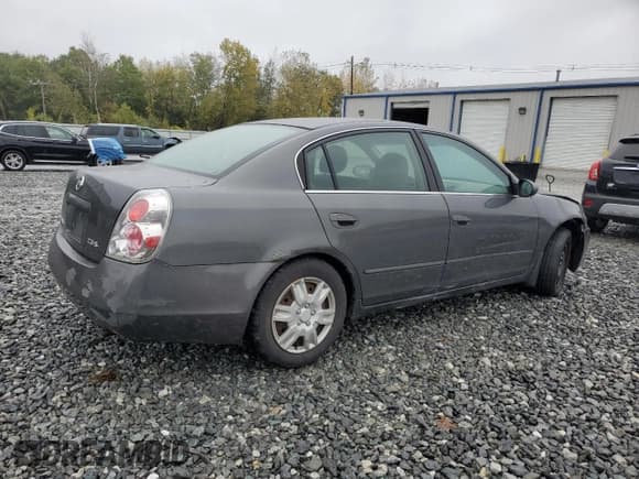 ✅ 2005 Nissan Altima S • VIN: 1N4AL11D75N928116 • Лот: 85886945. Опубликован ранее на Copart с пробегом 165 904 миль. Бесплатный доступ к архиву аукционных продаж из США и подробный отчёт об истории автомобиля на DreamBid. Изображение 3.