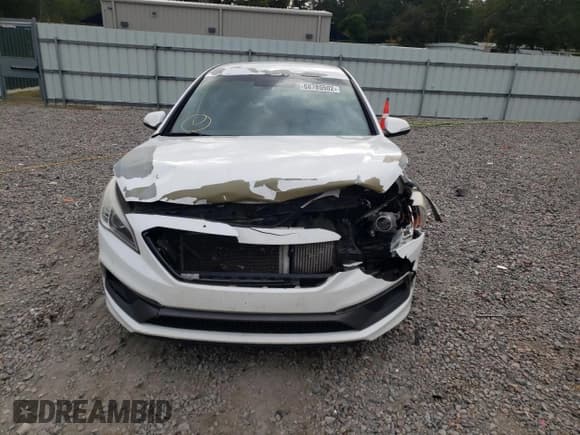 ✅ 2015 Hyundai Sonata Sport • VIN: 5NPE34AB0FH085244 • Лот: 68785502. Опубликован ранее на Copart с пробегом 137 979 миль. Бесплатный доступ к архиву аукционных продаж из США и подробный отчёт об истории автомобиля на DreamBid. Изображение 5.