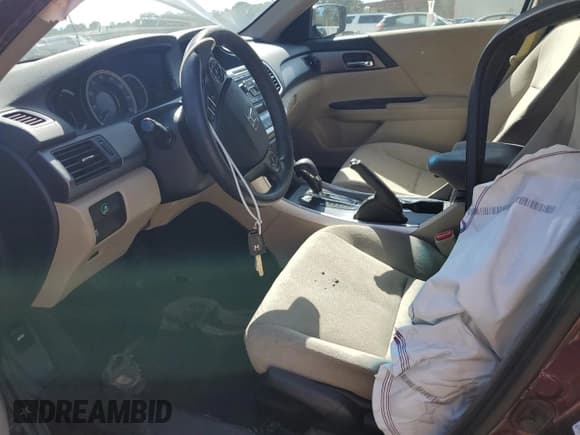 ✅ 2013 Honda Accord LX • VIN: 1HGCR2F36DA107295 • Lot: 82308275. Listed on Copart with 187,765 mi. Free auction sales archive from the USA and detailed vehicle history report at DreamBid. Image 7.