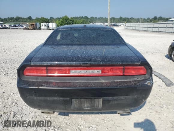 ✅ 2013 Dodge Challenger SXT • VIN: 2C3CDYAG4DH562808 • Lot: 62514774. Wystawiony na Copart z przebiegiem 121 138 mil. Bezpłatny archiwum sprzedaży aukcyjnych z USA i szczegółowy raport historii pojazdu na DreamBid. Zdjęcie 6.