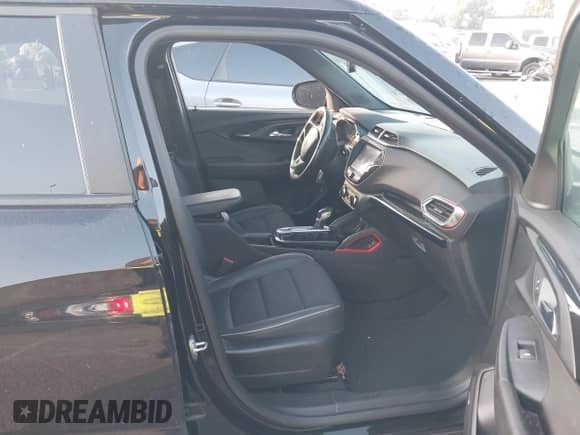 2021 Chevrolet TrailBlazer RS с VIN KL79MTSL5MB072582, выставлен на аукционе IAAI как лот 43540555 с пробегом 53 910 миль миль и . История ставок и продаж доступна на DreamBid. Изображение 5.