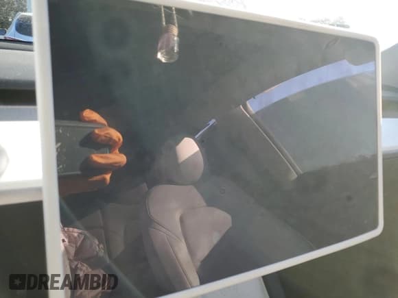 ✅ 2023 Tesla Model Y Long Range • VIN: 7SAYGDEE3PF960017 • Лот: 82737365. Опубликован ранее на Copart с пробегом Не указан. Бесплатный доступ к архиву аукционных продаж из США и подробный отчёт об истории автомобиля на DreamBid. Изображение 9.