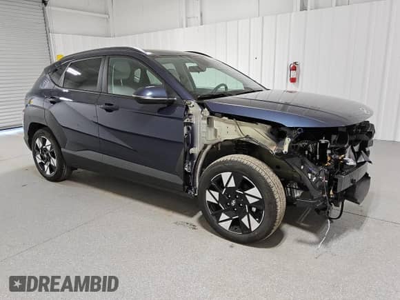 2025 Hyundai Kona SEL with VIN KM8HB3AB8SU217124, listed as a Copart auction lot 86003554 with 3,005 mi miles and Clean title. Bid and sale history available at DreamBid. Image 4.