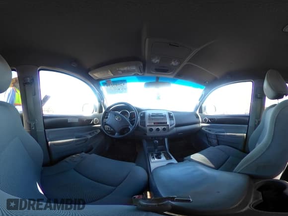 ✅ 2010 Toyota Tacoma PreRunner • VIN: 3TMJU4GNXAM104768 • Lot: 42989199. Listed on IAAI with 251,283 mi. Free auction sales archive from the USA and detailed vehicle history report at DreamBid. Image 18.