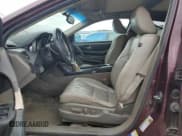 ✅ 2010 Acura ZDX Technology • VIN: 2HNYB1H45AH503945 • Lot: 49806025. Wystawiony na Copart z przebiegiem 135 283 mil. Bezpłatny archiwum sprzedaży aukcyjnych z USA i szczegółowy raport historii pojazdu na DreamBid. Zdjęcie 7.