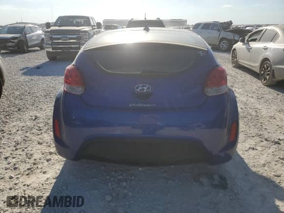 2012 Hyundai Veloster w/Red Int z VIN KMHTC6AD9CU030616, wystawiony jako Copart lot #73885774 z przebiegiem 133 935 mil mil oraz Czysty tytuł • Clean title. Historia ofert i sprzedaży dostępna na DreamBid. Obrazek 6.