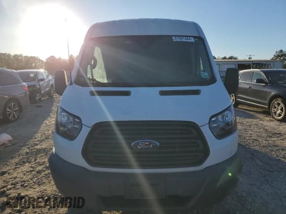 ✅ 2018 Ford Transit • VIN: 1FTYR1CG6JKA51628 • Lot: 81991464. Wystawiony na Copart z przebiegiem 189 409 mil. Bezpłatny archiwum sprzedaży aukcyjnych z USA i szczegółowy raport historii pojazdu na DreamBid. Zdjęcie 5.