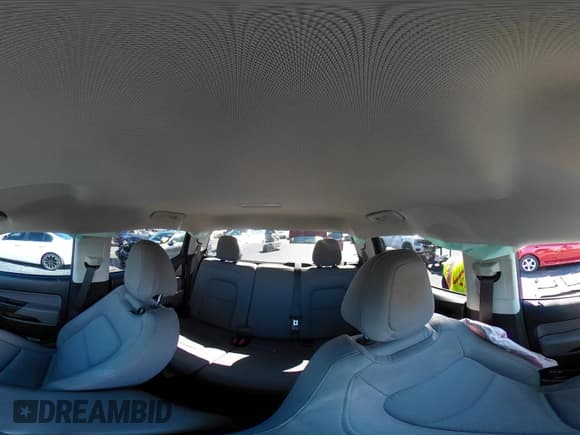 ✅ 2020 Chevrolet Colorado 2WD Work Truck • VIN: 1GCGSBEN4L1133206 • Lot: 43269810. Wystawiony na IAAI z przebiegiem 56 071 mil. Bezpłatny archiwum sprzedaży aukcyjnych z USA i szczegółowy raport historii pojazdu na DreamBid. Zdjęcie 18.