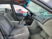 ✅ 1996 Honda Accord LX • VIN: 1HGCD5631TA011573 • Lot: 93247535. Listed on Copart with 99,287 mi. Free auction sales archive from the USA and detailed vehicle history report at DreamBid. Image 7.