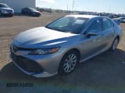 ✅ 2018 Toyota Camry LE • VIN: 4T1B11HK3JU117725 • Lot: 43416596. Wystawiony na IAAI z przebiegiem 122 896 mil. Bezpłatny archiwum sprzedaży aukcyjnych z USA i szczegółowy raport historii pojazdu na DreamBid. Zdjęcie 17.