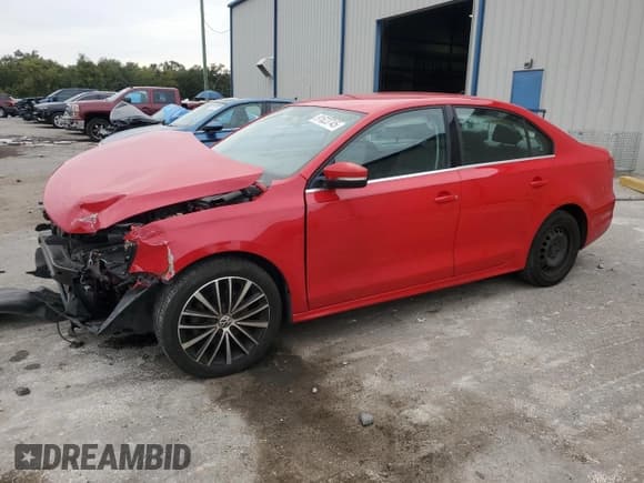 ✅ 2013 Volkswagen Jetta SE • VIN: 3VWDX7AJ7DM310482 • Lot: 91623745. Wystawiony na Copart z przebiegiem 163 699 mil. Bezpłatny archiwum sprzedaży aukcyjnych z USA i szczegółowy raport historii pojazdu na DreamBid. Zdjęcie 1.