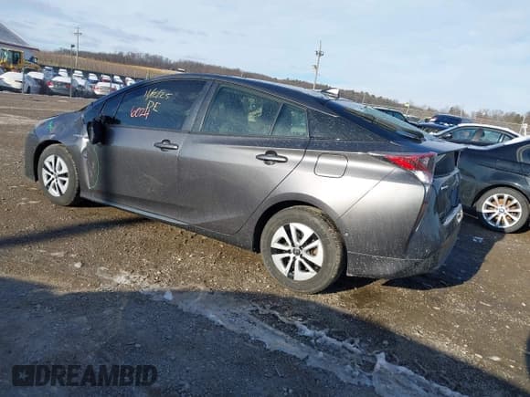 ✅ 2018 Toyota Prius Two • VIN: JTDKBRFU6J3604055 • Lot: 43826024. Listed on IAAI with 101,019 mi. Free auction sales archive from the USA and detailed vehicle history report at DreamBid. Image 3.