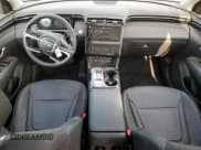 ✅ 2022 Hyundai Tucson Limited • VIN: 5NMJECAE2NH125915 • Lot: 68638174. Wystawiony na Copart z przebiegiem 15 308 mil. Bezpłatny archiwum sprzedaży aukcyjnych z USA i szczegółowy raport historii pojazdu na DreamBid. Zdjęcie 8.