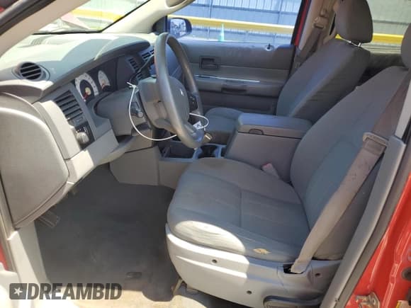 ✅ 2005 Dodge Durango SXT • VIN: 1D4HB38N65F614038 • Лот: 63580585. Опубликован ранее на Copart с пробегом 301 673 миль. Бесплатный доступ к архиву аукционных продаж из США и подробный отчёт об истории автомобиля на DreamBid. Изображение 7.