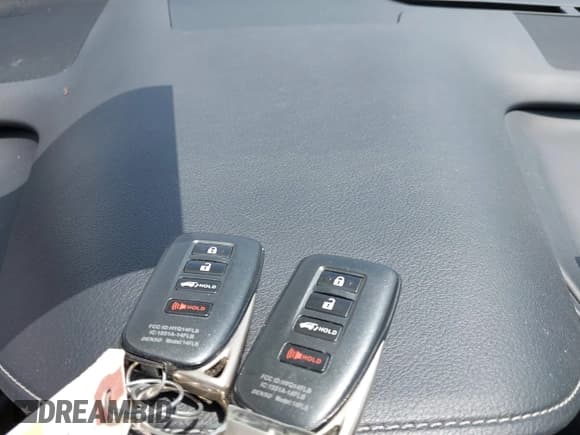 ✅ 2021 Lexus RX 350L • VIN: JTJHZKFA8M2034019 • Lot: 42243974. Listed on IAAI with 61,935 mi. Free auction sales archive from the USA and detailed vehicle history report at DreamBid. Image 11.