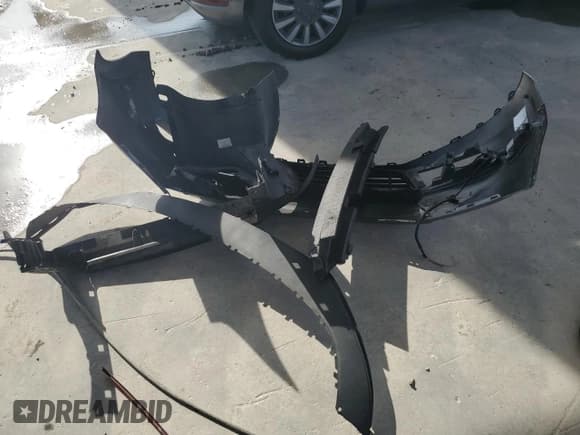 ✅ 2013 Volkswagen Golf • VIN: WVWDB7AJ2DW001827 • Лот: 71739294. Опубликован ранее на Copart с пробегом 133 585 миль. Бесплатный доступ к архиву аукционных продаж из США и подробный отчёт об истории автомобиля на DreamBid. Изображение 12.