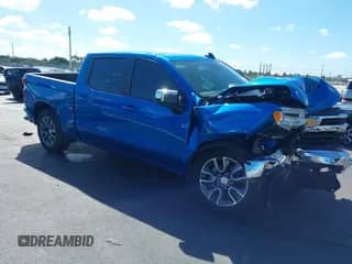 2024 Chevrolet Silverado 1500 LT с VIN 1GCUDDED5RZ131054, выставлен на аукционе IAAI как лот 43355596 с пробегом 18 254 миль миль и . История ставок и продаж доступна на DreamBid. Изображение 1.