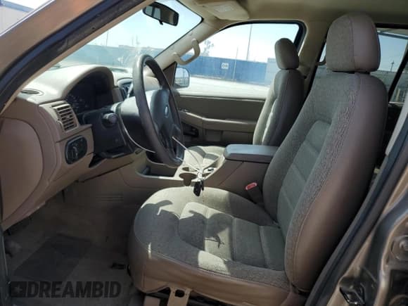 ✅ 2004 Ford Explorer XLS • VIN: 1FMZU62K54ZB24680 • Лот: 51302825. Опубликован ранее на Copart с пробегом 183 110 миль. Бесплатный доступ к архиву аукционных продаж из США и подробный отчёт об истории автомобиля на DreamBid. Изображение 7.