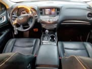 ✅ 2019 Infiniti QX60 Pure • VIN: 5N1DL0MMXKC551183 • Лот: 81600685. Опубликован ранее на Copart с пробегом 110 592 миль. Бесплатный доступ к архиву аукционных продаж из США и подробный отчёт об истории автомобиля на DreamBid. Изображение 8.