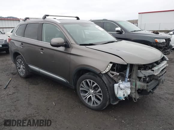 ✅ 2018 Mitsubishi Outlander ES • VIN: JA4AZ3A34JZ044627 • Лот: 41285945. Опубликован ранее на IAAI с пробегом 88 988 миль. Бесплатный доступ к архиву аукционных продаж из США и подробный отчёт об истории автомобиля на DreamBid. Изображение 1.