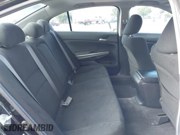 ✅ 2008 Honda Accord EX • VIN: 1HGCP26788A089431 • Lot: 43437042. Listed on IAAI with 217,302 mi. Free auction sales archive from the USA and detailed vehicle history report at DreamBid. Image 8.