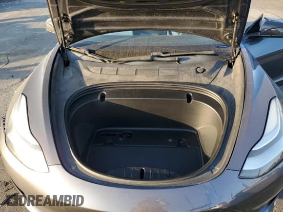 ✅ 2020 Tesla Model 3 Performance • VIN: 5YJ3E1EC7LF714589 • Лот: 90745695. Опубликован ранее на Copart с пробегом 76 197 миль. Бесплатный доступ к архиву аукционных продаж из США и подробный отчёт об истории автомобиля на DreamBid. Изображение 11.