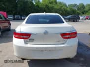 ✅ 2016 Buick Verano Group • VIN: 1G4PS5SK4G4172471 • Lot: 42697123. Wystawiony na IAAI z przebiegiem 83 475 mil. Bezpłatny archiwum sprzedaży aukcyjnych z USA i szczegółowy raport historii pojazdu na DreamBid. Zdjęcie 16.