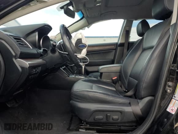 ✅ 2019 Subaru Outback Limited • VIN: 4S4BSANCXK3217953 • Lot: 91308605. Wystawiony na Copart z przebiegiem 111 209 mil. Bezpłatny archiwum sprzedaży aukcyjnych z USA i szczegółowy raport historii pojazdu na DreamBid. Zdjęcie 7.