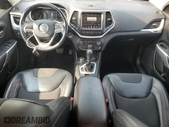 ✅ 2018 Jeep Cherokee Trailhawk • VIN: 1C4PJMBX5JD607907 • Лот: 66106695. Опубликован ранее на Copart с пробегом 88 655 миль. Бесплатный доступ к архиву аукционных продаж из США и подробный отчёт об истории автомобиля на DreamBid. Изображение 8.