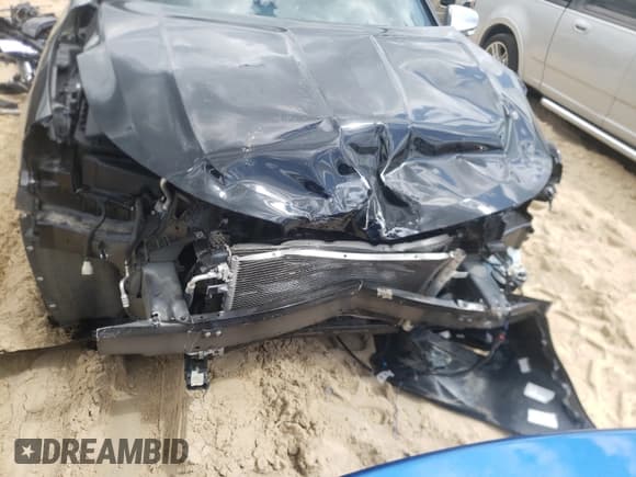 ✅ 2019 Chevrolet Impala Premier • VIN: 2G1105S34K9136609 • Лот: 49663241. Опубликован ранее на Copart с пробегом Не указан. Бесплатный доступ к архиву аукционных продаж из США и подробный отчёт об истории автомобиля на DreamBid. Изображение 9.