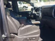 ✅ 2022 GMC Sierra 1500 SLT • VIN: 1GTU9DELONZ219903 • Lot: 40140320. Listed on IAAI with 57,019 mi. Free auction sales archive from the USA and detailed vehicle history report at DreamBid. Image 5.