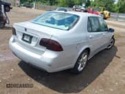 ✅ 2008 Saab 9-5 • VIN: YS3ED49G183501807 • Lot: 42900905. Wystawiony na IAAI z przebiegiem 189 376 mil. Bezpłatny archiwum sprzedaży aukcyjnych z USA i szczegółowy raport historii pojazdu na DreamBid. Zdjęcie 4.