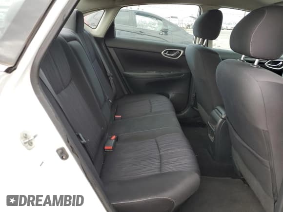 ✅ 2017 Nissan Sentra SV • VIN: 3N1AB7AP6HY315392 • Lot: 84296195. Wystawiony na Copart z przebiegiem 210 606 mil. Bezpłatny archiwum sprzedaży aukcyjnych z USA i szczegółowy raport historii pojazdu na DreamBid. Zdjęcie 10.