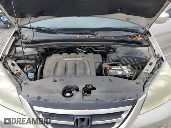 ✅ 2006 Honda Odyssey EX-L • VIN: 5FNRL387X6B039464 • Лот: 93323725. Опубликован ранее на Copart с пробегом 180 680 миль. Бесплатный доступ к архиву аукционных продаж из США и подробный отчёт об истории автомобиля на DreamBid. Изображение 12.