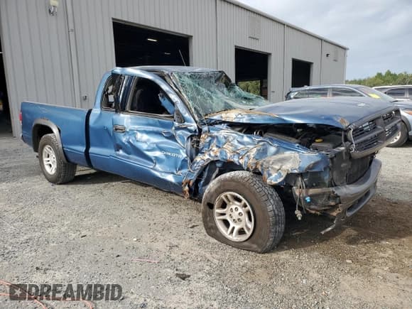 ✅ 2002 Dodge Dakota • VIN: 1B7GL12X12S669374 • Lot: 81964605. Wystawiony na Copart z przebiegiem 71 608 mil. Bezpłatny archiwum sprzedaży aukcyjnych z USA i szczegółowy raport historii pojazdu na DreamBid. Zdjęcie 4.