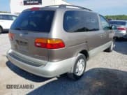 ✅ 1998 Toyota Sienna LE • VIN: 4T3ZF13C3WU037100 • Lot: 43176781. Wystawiony na IAAI z przebiegiem 231 523 mil. Bezpłatny archiwum sprzedaży aukcyjnych z USA i szczegółowy raport historii pojazdu na DreamBid. Zdjęcie 4.