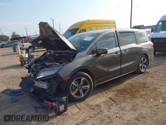 ✅ 2019 Honda Odyssey Touring • VIN: 5FNRL6H88KB096086 • Lot: 43049490. Wystawiony na IAAI z przebiegiem 98 532 mil. Bezpłatny archiwum sprzedaży aukcyjnych z USA i szczegółowy raport historii pojazdu na DreamBid. Zdjęcie 17.