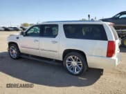 ✅ 2009 Cadillac Escalade ESV Platinum Edition • VIN: 1GYFK362X9R143541 • Lot: 74832044. Listed on Copart with 144,597 mi. Free auction sales archive from the USA and detailed vehicle history report at DreamBid. Image 2.