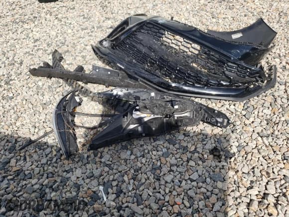 ✅ 2022 Toyota Sienna XSE • VIN: 5TDDSKFC6NS044727 • Lot: 66230085. Listed on Copart with 94,273 mi. Free auction sales archive from the USA and detailed vehicle history report at DreamBid. Image 13.