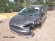 ✅ 2017 Ford Focus SE • VIN: 1FADP3F2XHL252913 • Лот: 43355449. Опубликован ранее на IAAI с пробегом 76 238 миль. Бесплатный доступ к архиву аукционных продаж из США и подробный отчёт об истории автомобиля на DreamBid. Изображение 2.