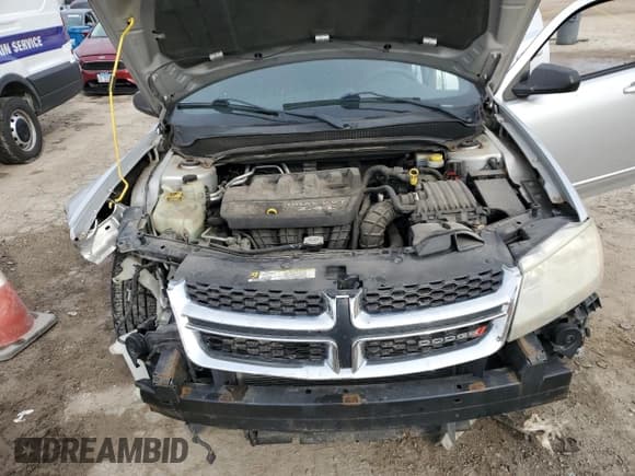 ✅ 2012 Dodge Avenger SE • VIN: 1C3CDZAB3CN242749 • Lot: 79772194. Listed on Copart with 185,999 mi. Free auction sales archive from the USA and detailed vehicle history report at DreamBid. Image 11.