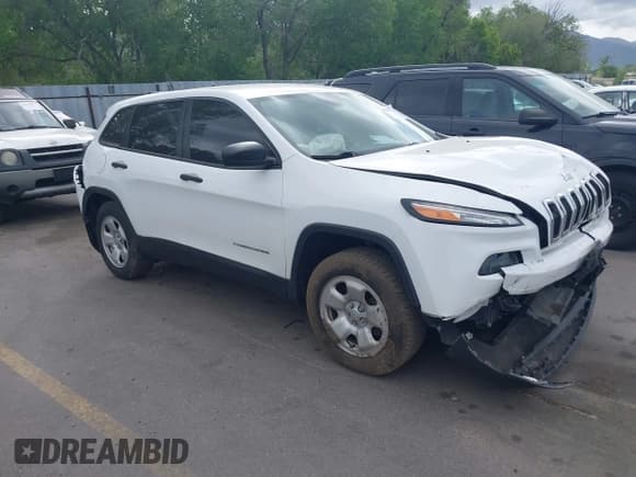 ✅ 2017 Jeep Cherokee Sport • VIN: 1C4PJMAB0HD224795 • Лот: 42258793. Опубликован ранее на IAAI с пробегом 119 105 миль. Бесплатный доступ к архиву аукционных продаж из США и подробный отчёт об истории автомобиля на DreamBid. Изображение 1.