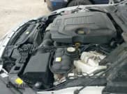 ✅ 2018 Jaguar XE 25t Premium • VIN: SAJAJ4FX2JCP24495 • Lot: 42012542. Wystawiony na IAAI z przebiegiem 97 506 mil. Bezpłatny archiwum sprzedaży aukcyjnych z USA i szczegółowy raport historii pojazdu na DreamBid. Zdjęcie 19.