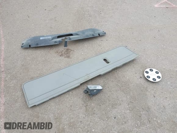 ✅ 2005 Chevrolet Suburban LT • VIN: 1GNFK16Z25J167789 • Лот: 42367356. Опубликован ранее на IAAI с пробегом 267 112 миль. Бесплатный доступ к архиву аукционных продаж из США и подробный отчёт об истории автомобиля на DreamBid. Изображение 12.