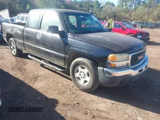✅ 2005 GMC Sierra 1500 Work Truck • VIN: 1GTEC19X45Z310500 • Лот: 40915964. Опубликован ранее на IAAI с пробегом 232 118 миль. Бесплатный доступ к архиву аукционных продаж из США и подробный отчёт об истории автомобиля на DreamBid. Изображение 1.