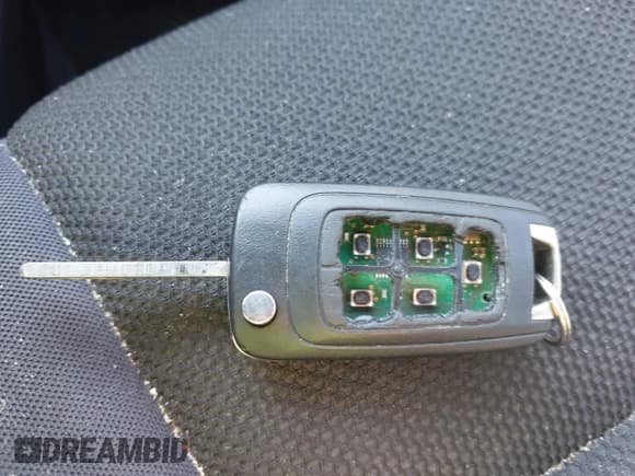 ✅ 2014 Chevrolet Cruze 1LT • VIN: 1G1PC5SB3E7363823 • Lot: 43610493. Listed on IAAI with 185,881 mi. Free auction sales archive from the USA and detailed vehicle history report at DreamBid. Image 11.