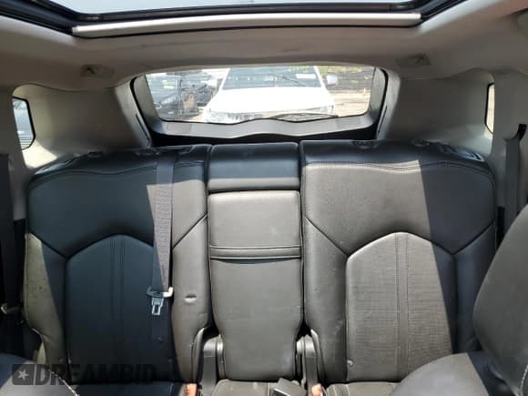 ✅ 2015 Cadillac SRX Premium Collection • VIN: 3GYFNGE3XFS573121 • Lot: 64599105. Wystawiony na Copart z przebiegiem 105 369 mil. Bezpłatny archiwum sprzedaży aukcyjnych z USA i szczegółowy raport historii pojazdu na DreamBid. Zdjęcie 10.