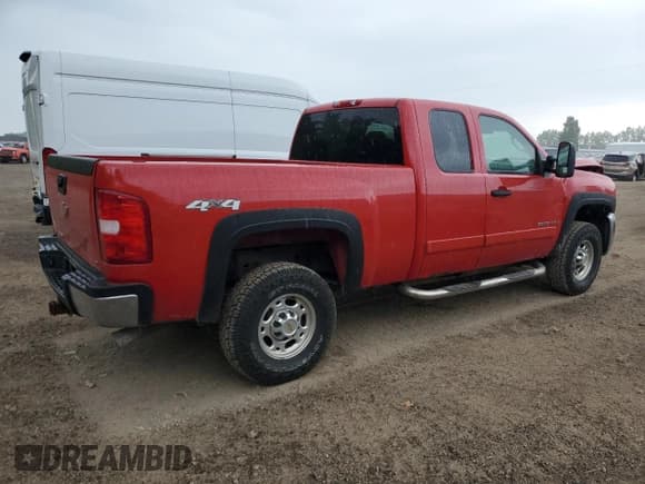 ✅ 2008 Chevrolet Silverado 2500HD 1LT • VIN: 1GCHK29K58E100106 • Lot: 60140455. Wystawiony na Copart z przebiegiem 210 606 mil. Bezpłatny archiwum sprzedaży aukcyjnych z USA i szczegółowy raport historii pojazdu na DreamBid. Zdjęcie 3.