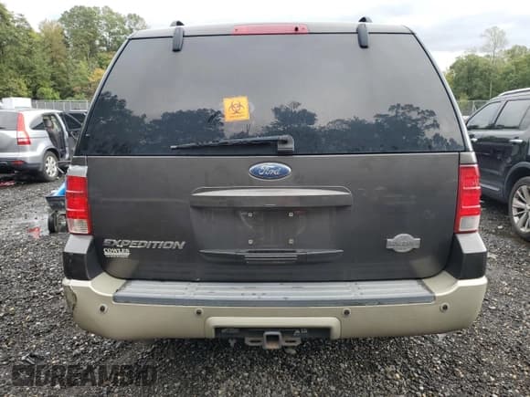 ✅ 2005 Ford Expedition Eddie Bauer • VIN: 1FMFU185X5LB02900 • Lot: 85716405. Listed on Copart with 209,048 mi. Free auction sales archive from the USA and detailed vehicle history report at DreamBid. Image 6.